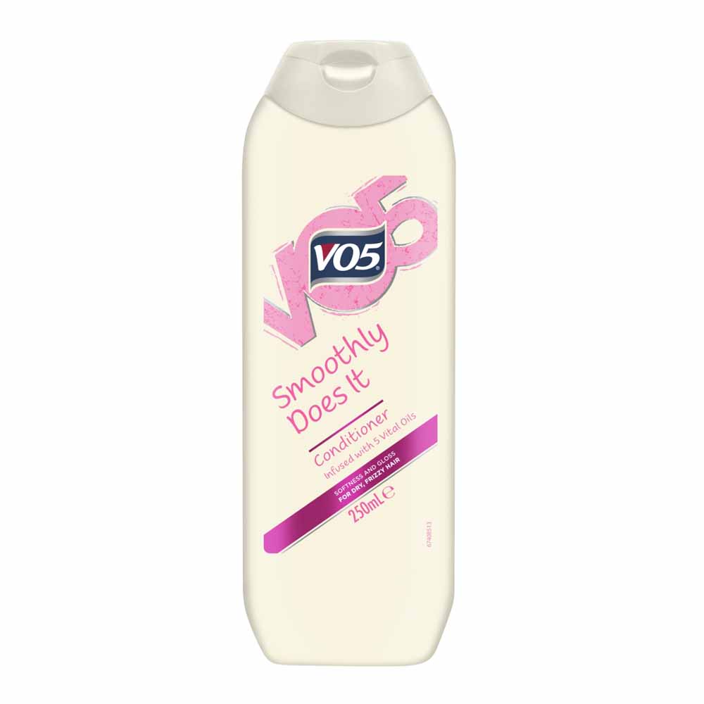 VO5 Smoothly Does It Conditioner 250ml Image 1