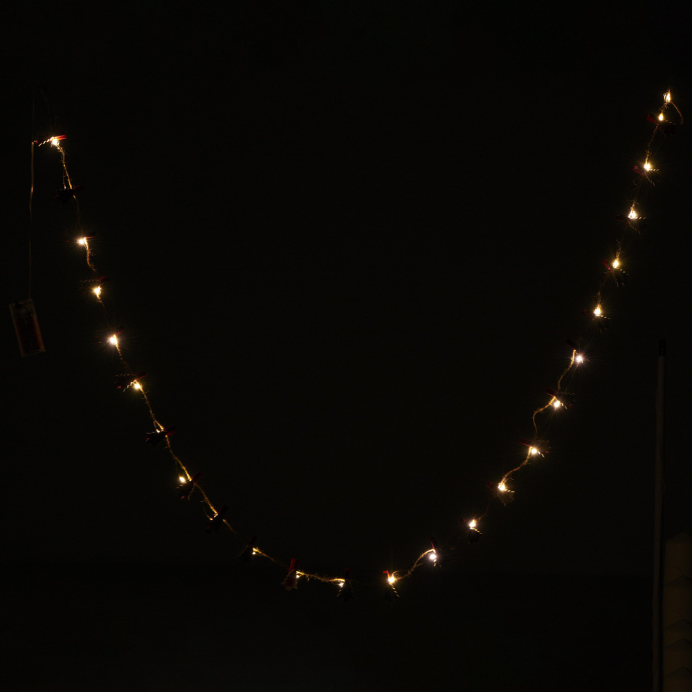 Wilko 1.8m B/O Advent Clip String Lights Image 6