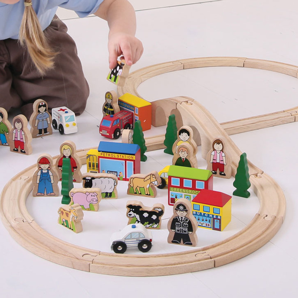 BigJigs Toys Rail Trackside Accessory Set Image 2
