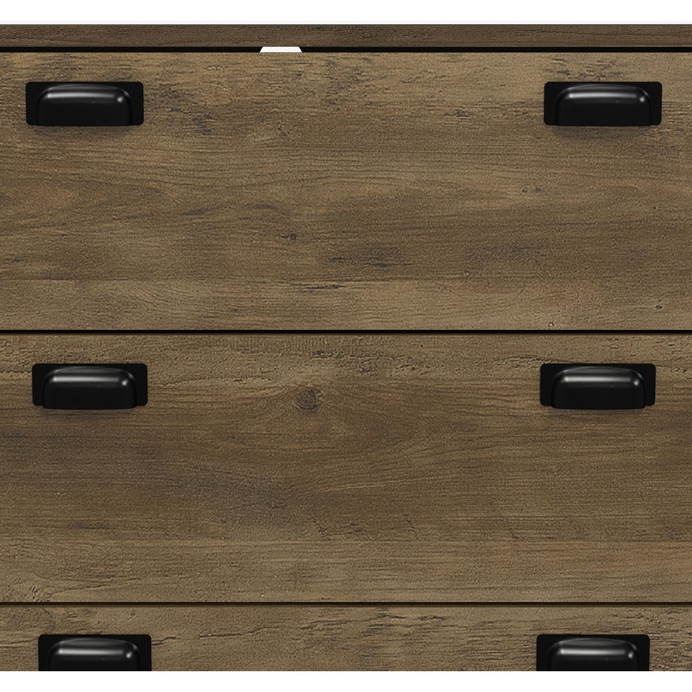 GFW Truro 4 Drawer Knotty Oak Chest of Drawers Image 6