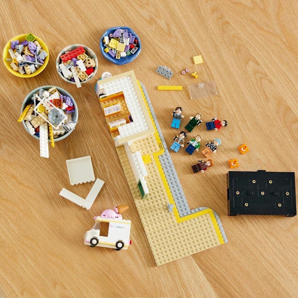 LEGO BTS Dynamite Building Kit Image 5