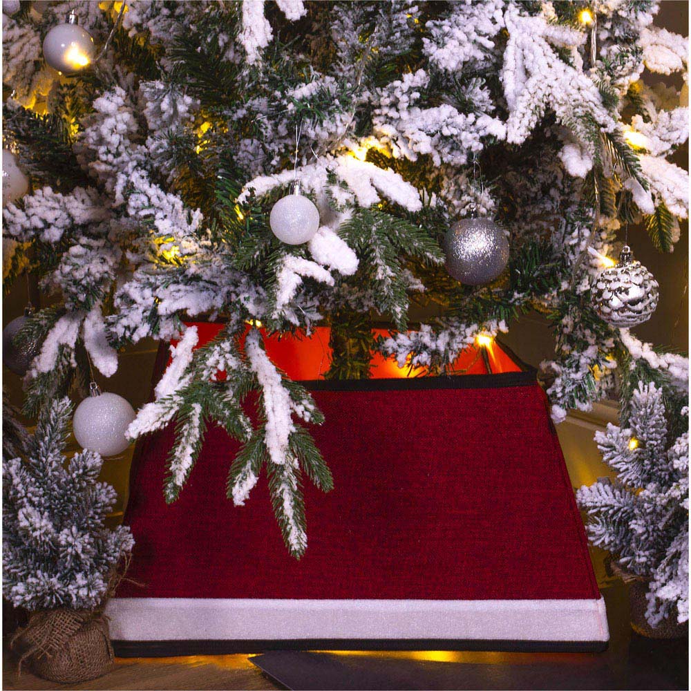 St Helens Red and White Father Christmas Style Tree Skirt Image 2