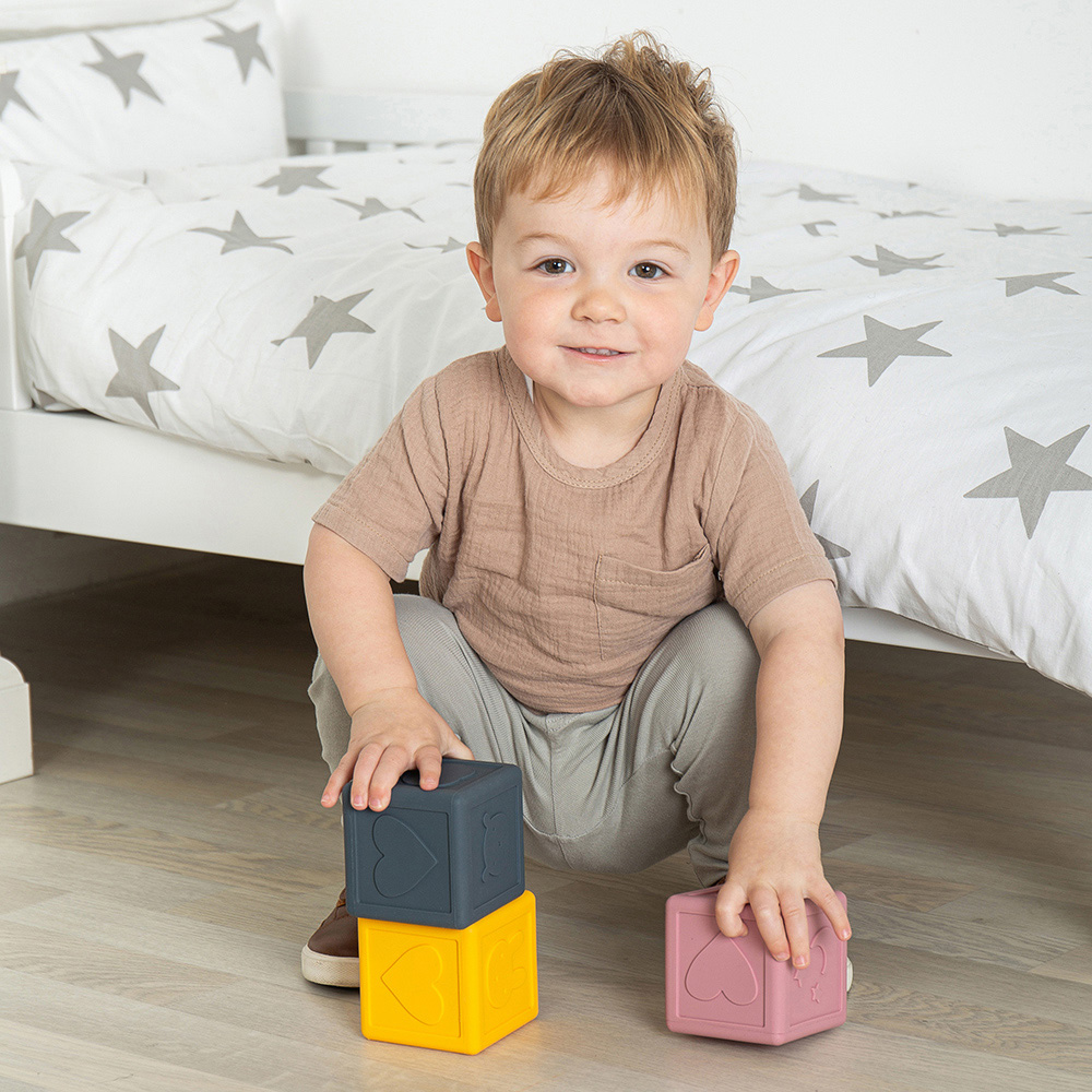 Bigjigs Toys Toddler Silicone Sensory Cubes Image 4