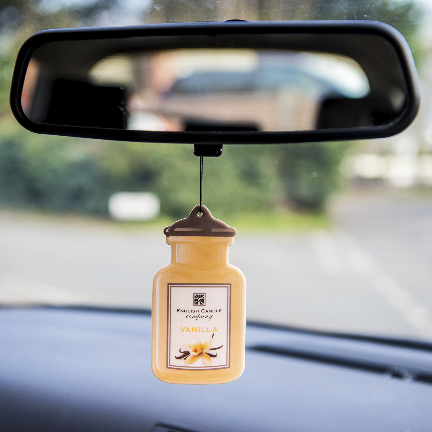 English Candle Company 2D Car Air Freshener - Vanilla Image 2