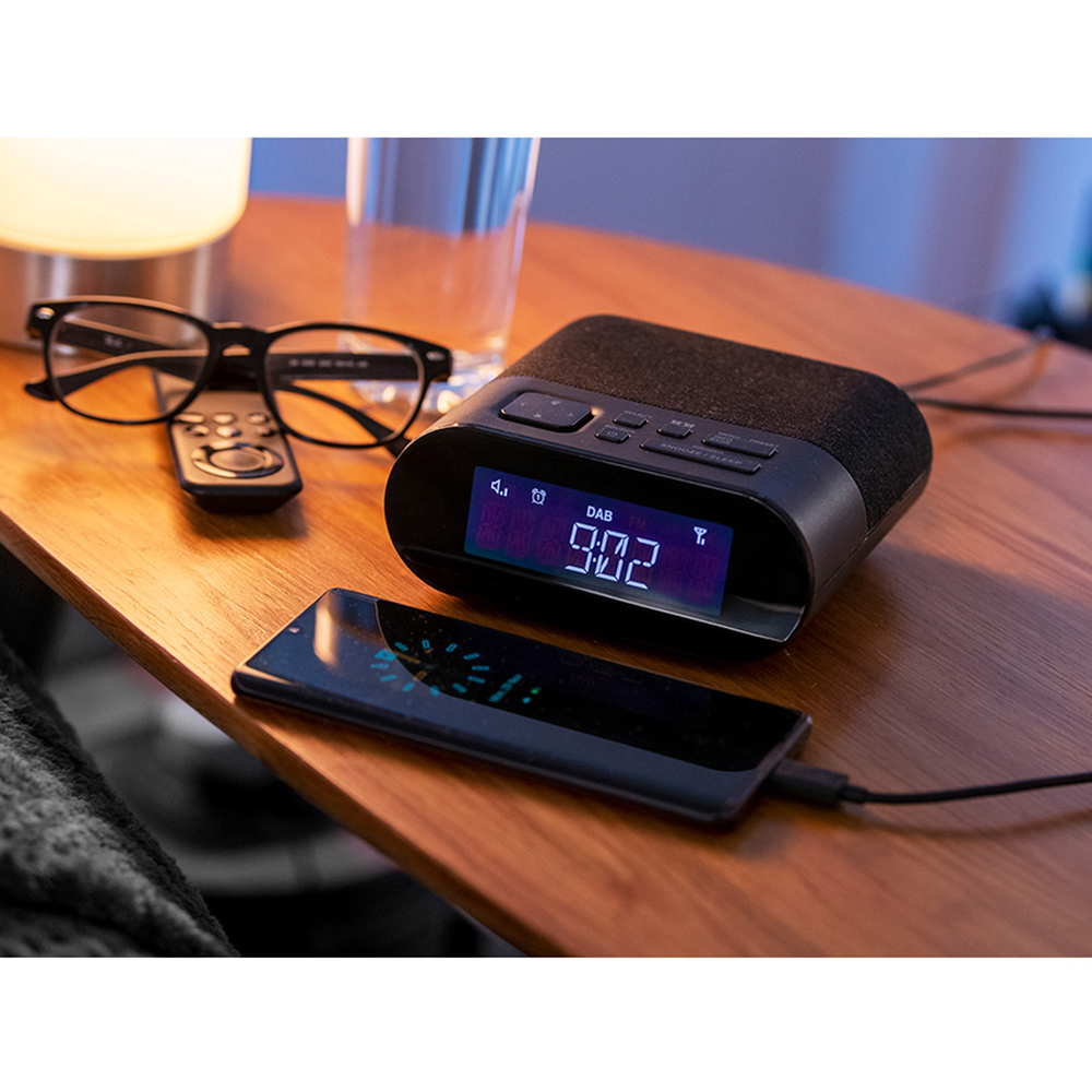 Groov-e Roma DAB and FM Alarm Clock Radio with USB Charging Image 2