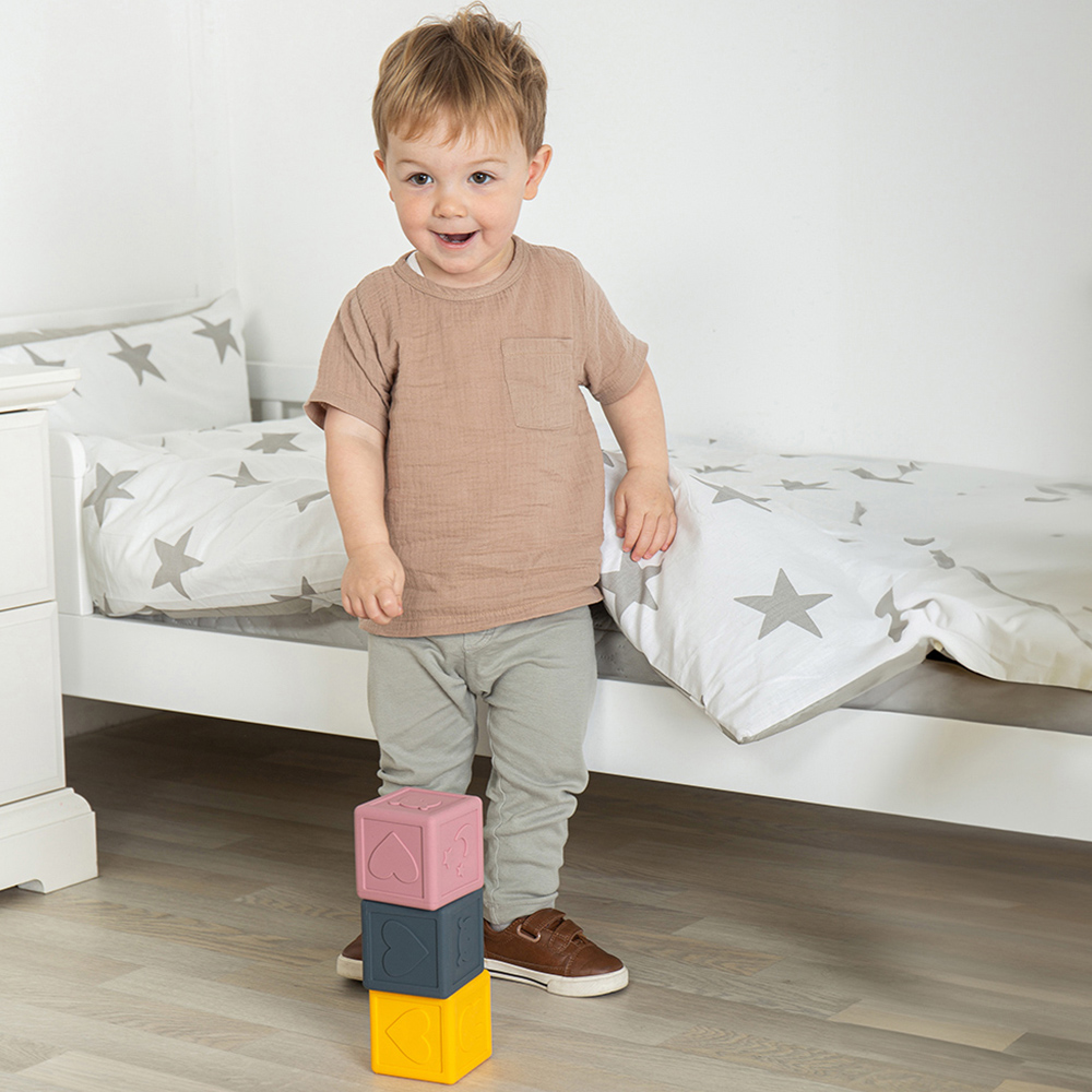 Bigjigs Toys Toddler Silicone Sensory Cubes Image 6
