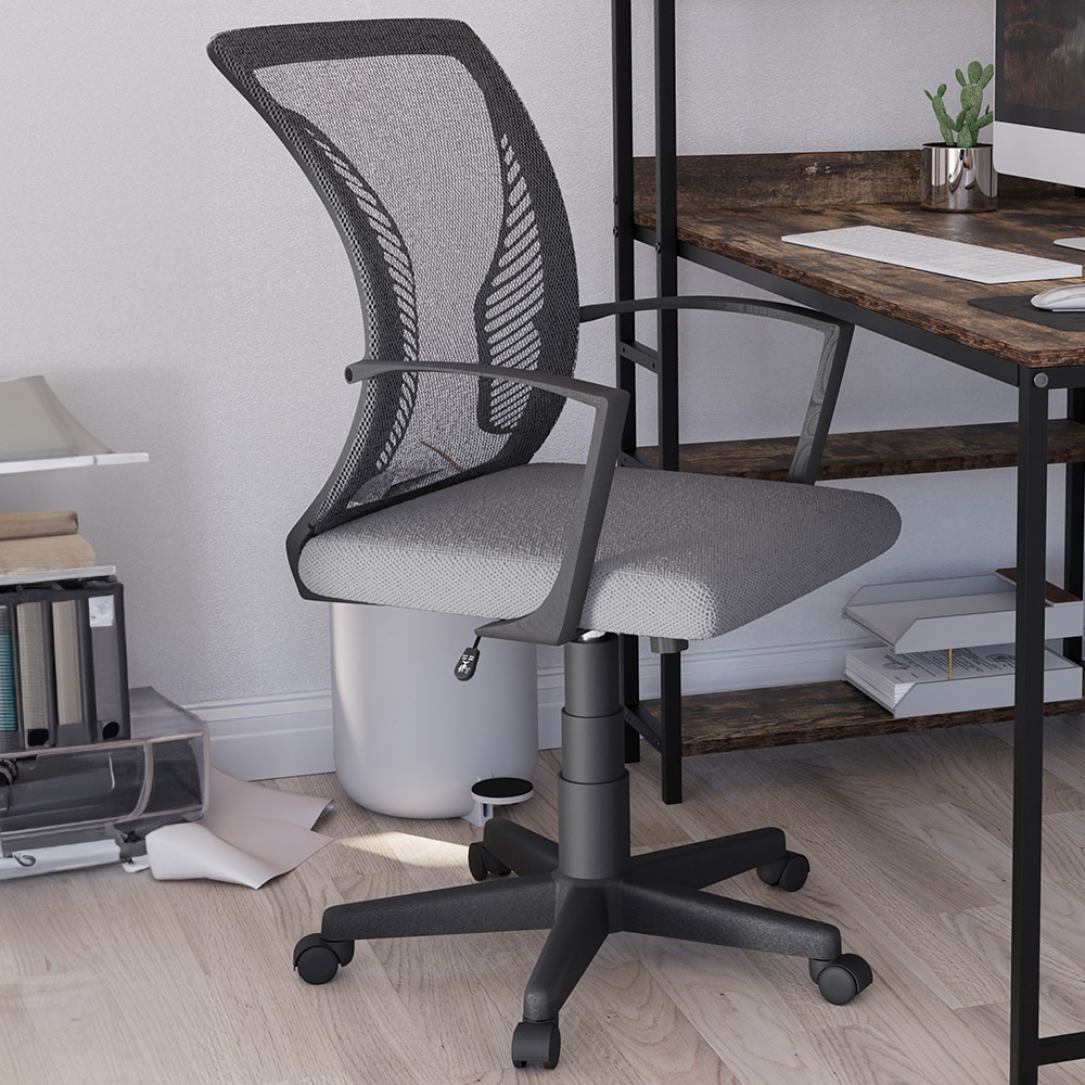 Vida Designs Airdrie Grey Mesh Office Chair Image 1