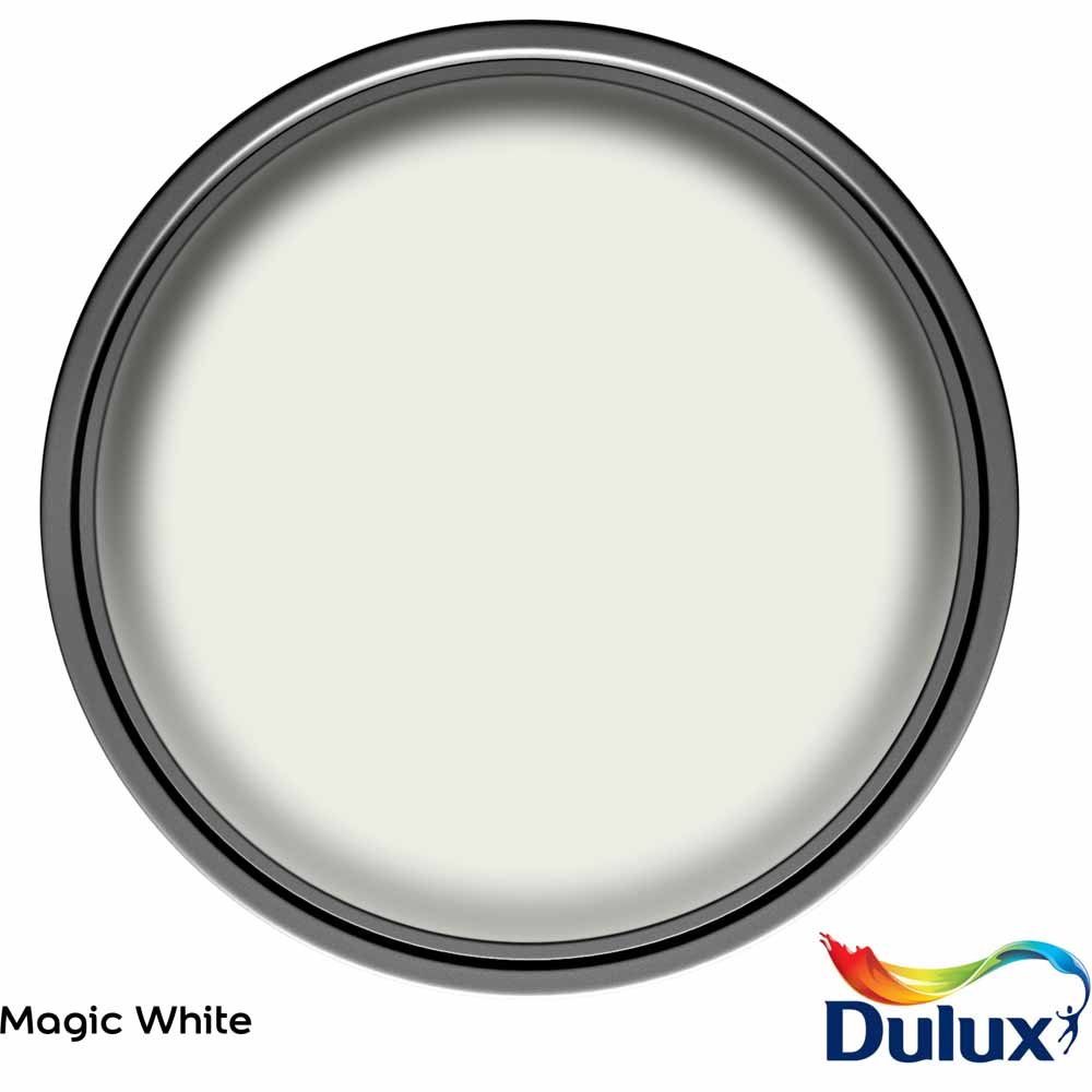 Dulux Magic White Matt Emulsion Paint 2.5L Image 3