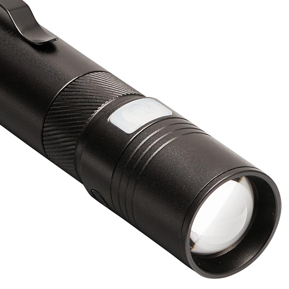 Wilko CREE LED Adjustable Rechargeable Torch 5W Image 6