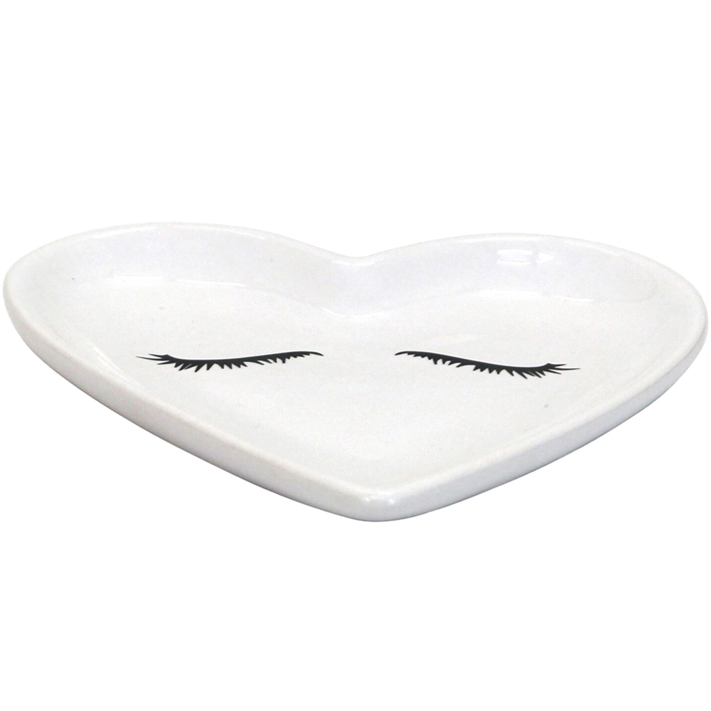 Eyelash Heart Soap Dish Image