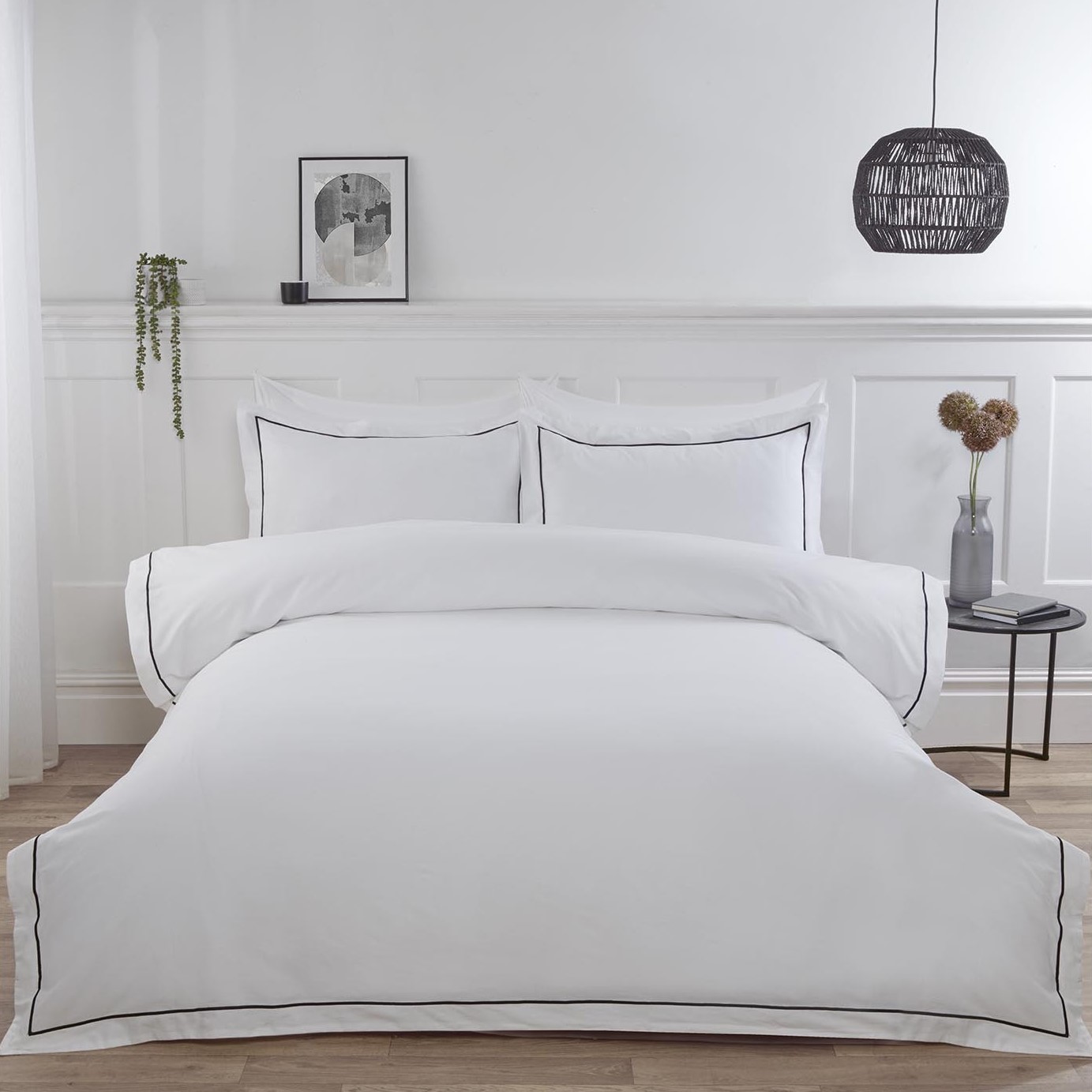 Oxford Bamboo Duvet Cover and Pillowcase Set - White / Superking Image 1