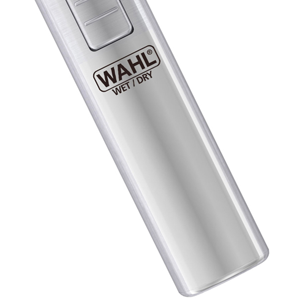 Wahl 3-in-1 Ear and Nose Trimmer Image 3