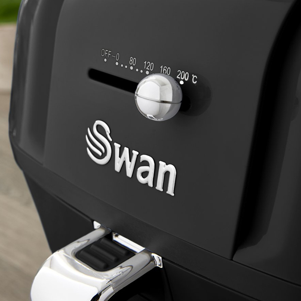 Swan SD10510BN Black 6L Retro Manual Air Fryer Image 5