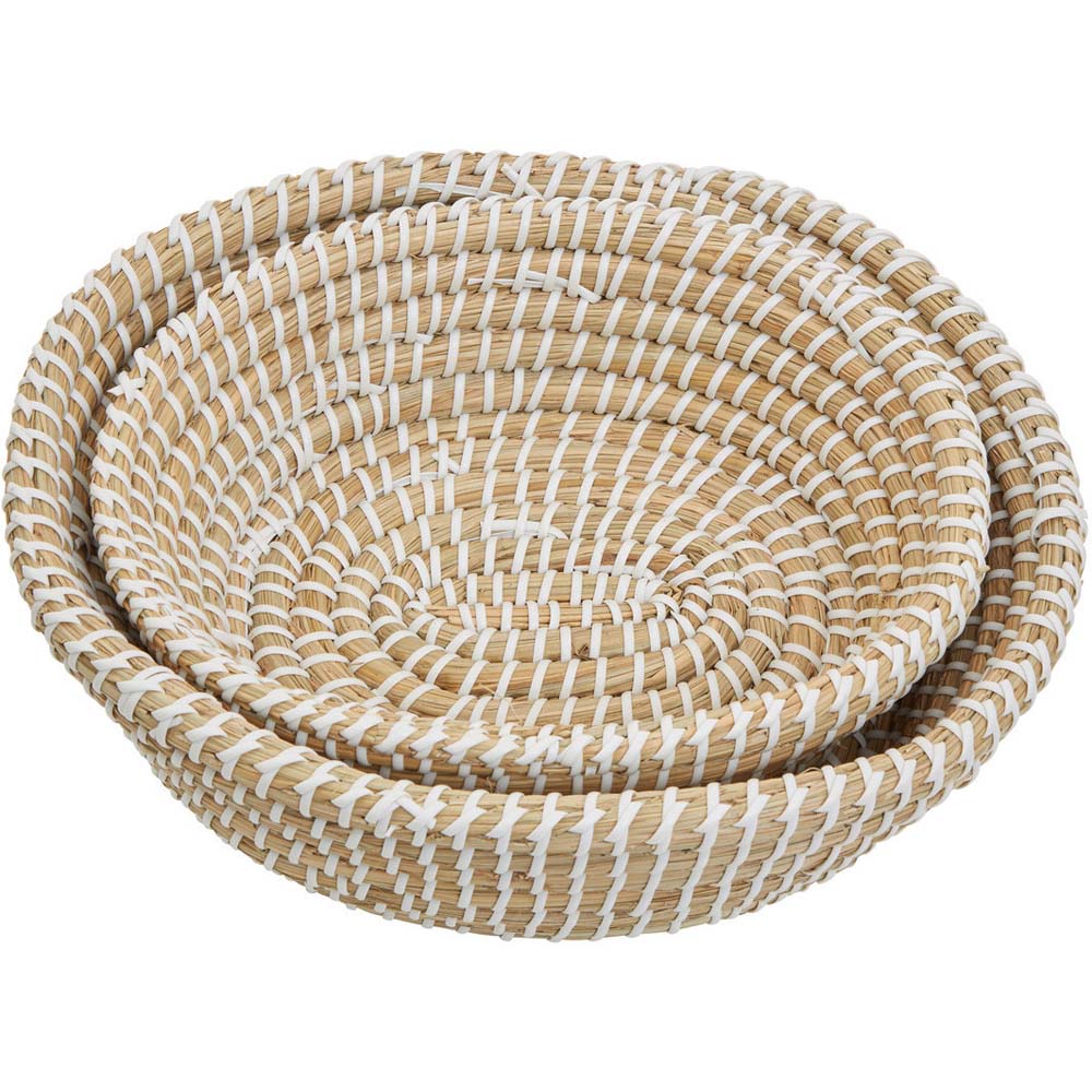 Premier Housewares White Detail Oval Straw Basket Set of 2 Image 3