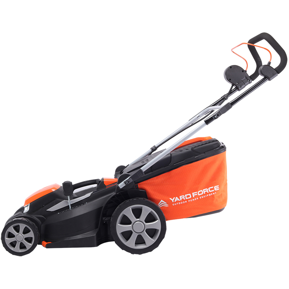 Yard Force LM G34A 40V 34cm Cordless Lawnmower Image 4