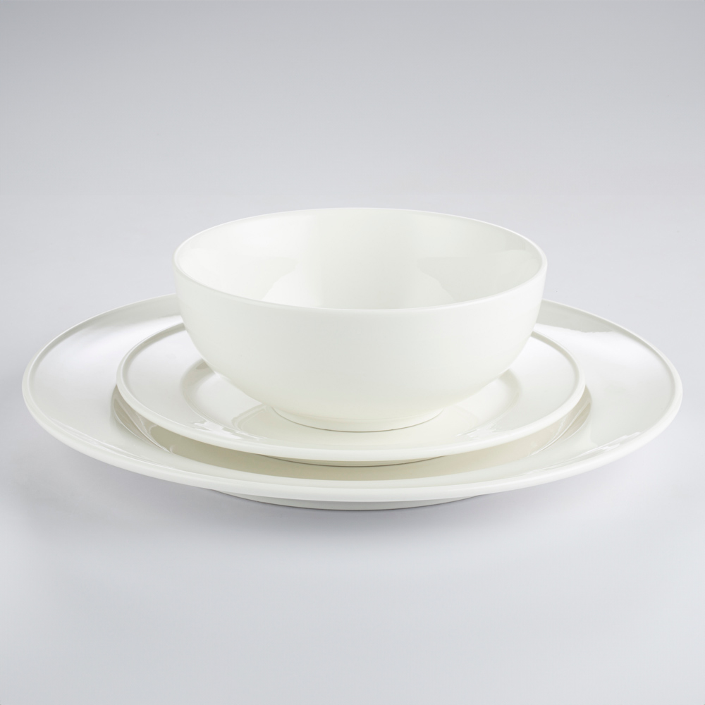 Waterside Professional Alumina White 12 Piece Porcelain Classic Rim Dinner Set Image 3