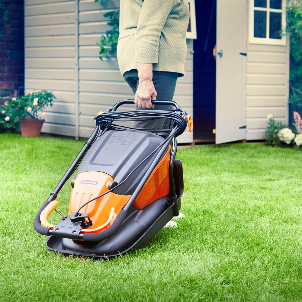 LawnMaster MEH1533-01 1500W Hand Propelled 33cm Hover Electric Lawn Mower with Grass Collection Box Image 7