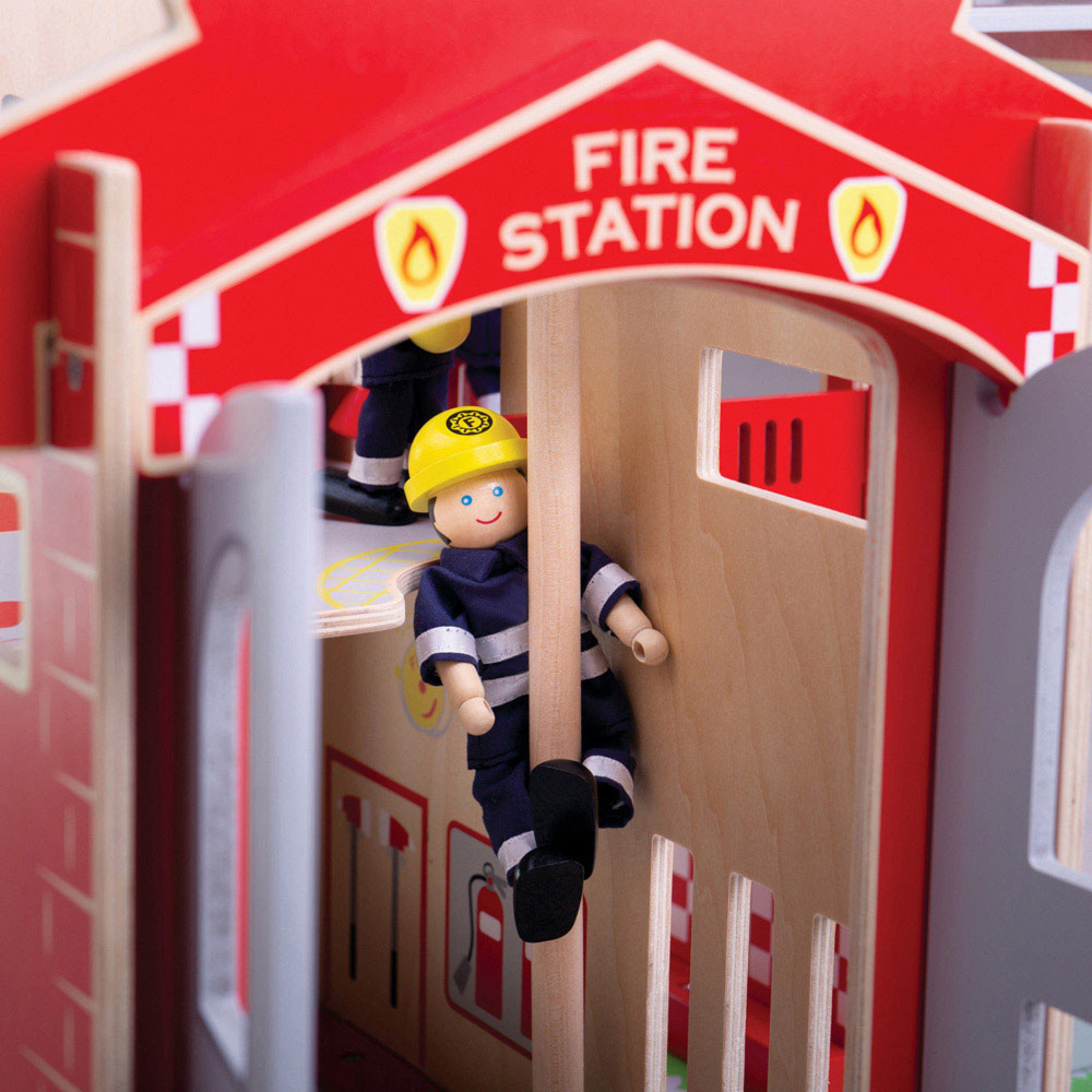 Bigjigs Toys City Fire Station Playset Image 5