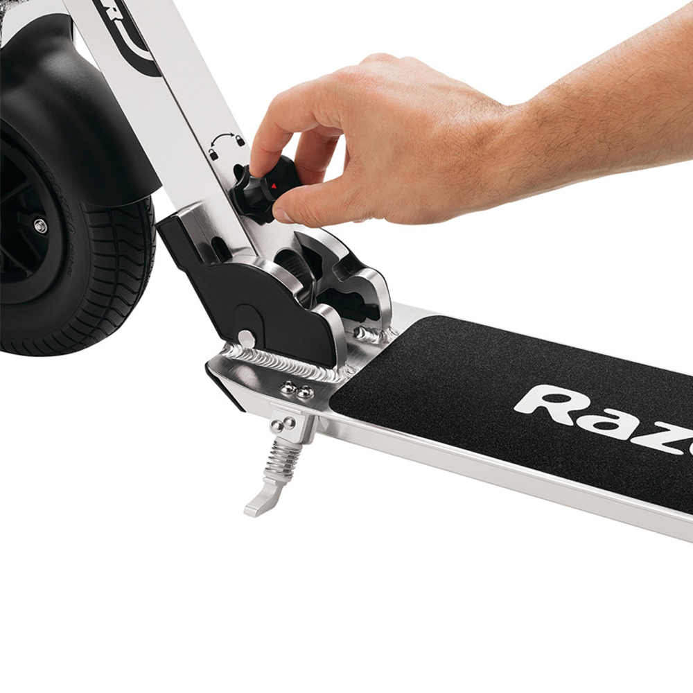 Razor A5 Air Foldable Kick Scooter Silver Image 7