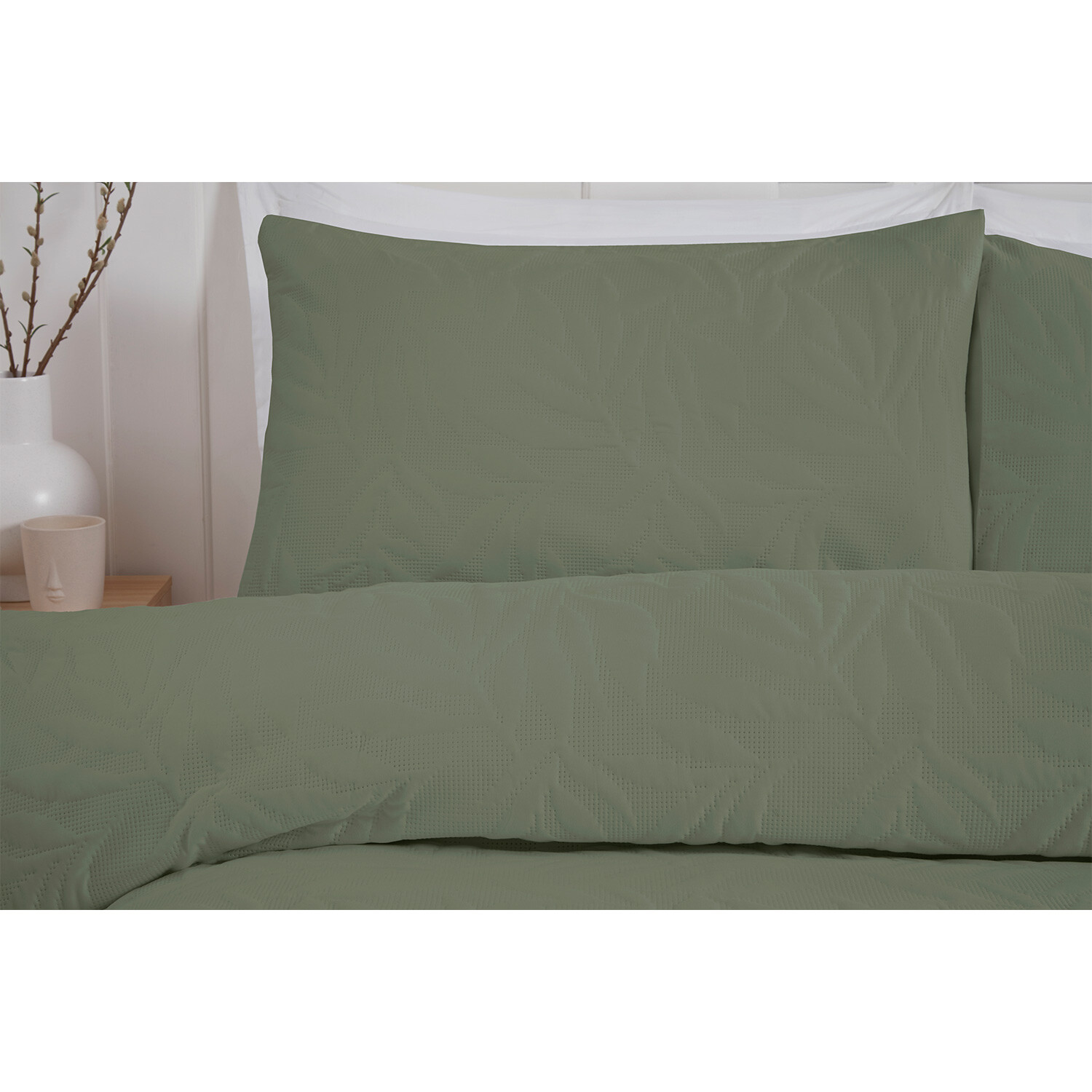 Avery Leaf Duvet Cover and Pillowcase Set - Olive Green / Double Image 2
