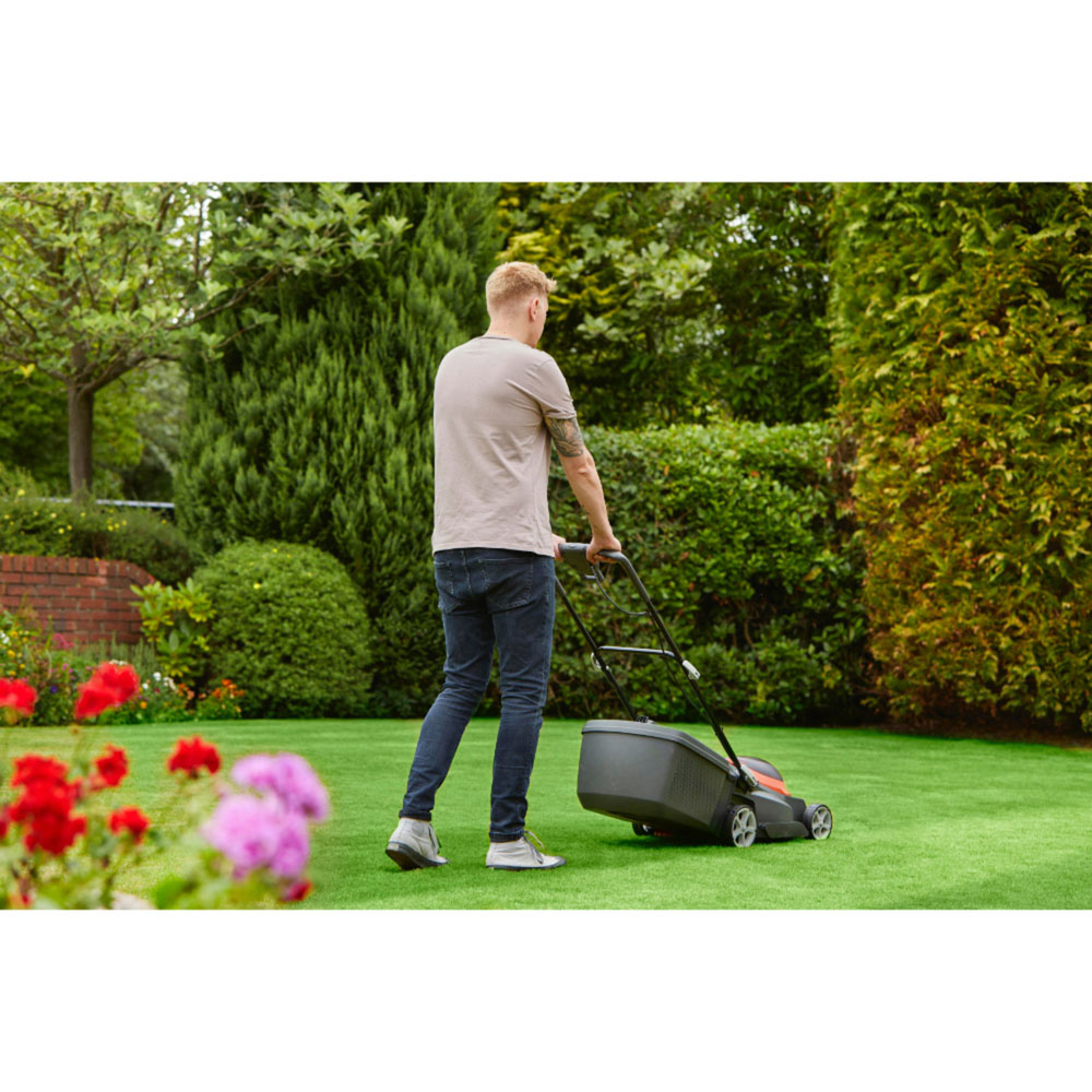 Flymo UltraStore 380R 9705383-01 36W Hand Propelled 38cm Rotary Lawn Mower Image 5