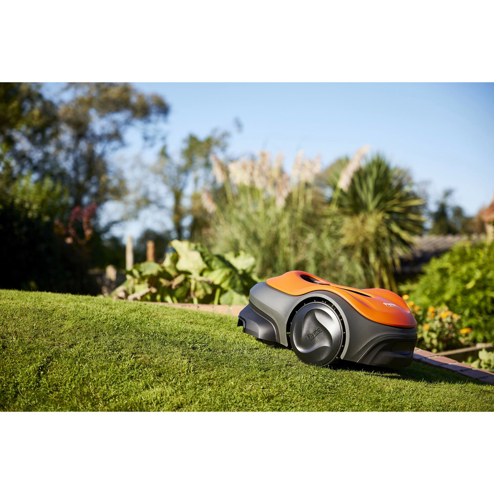 Flymo UltraLife 1500 970715201 20W Self Propelled 22cm Robotic Lawn Mower Image 5