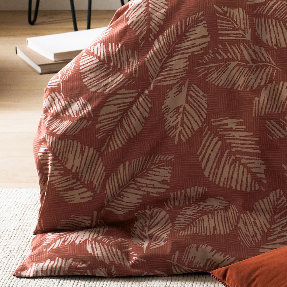 furn. Japandi Leaves Single Red Clay Duvet Set Image 4
