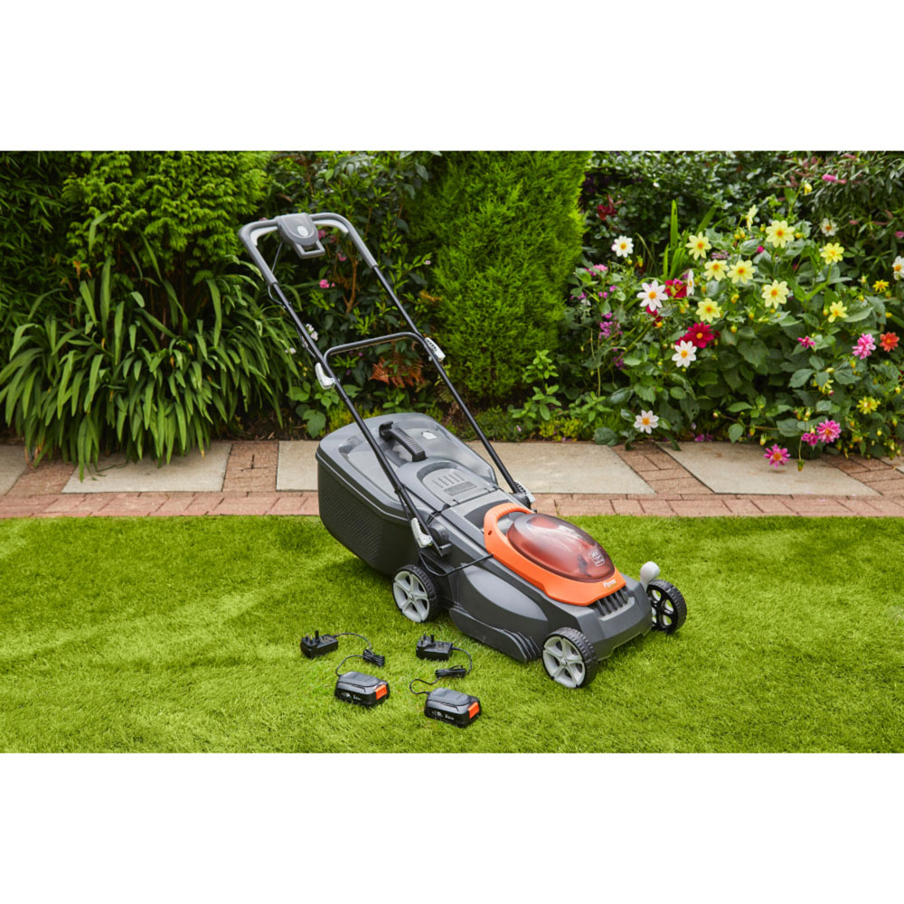 Flymo UltraStore 380R 9705383-01 36W Hand Propelled 38cm Rotary Lawn Mower Image 3