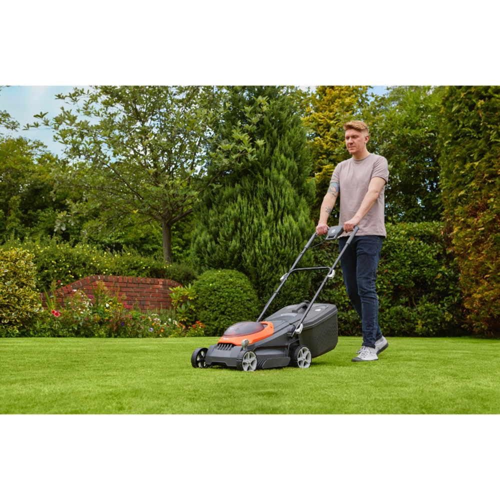 Flymo UltraStore 380R 9705383-01 36W Hand Propelled 38cm Rotary Lawn Mower Image 6