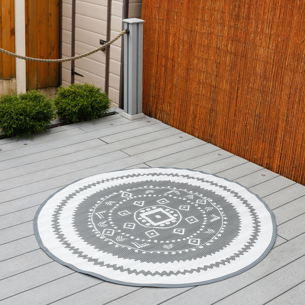 Streetwize Vanguard Grey and White Reversible Round Outdoor Rug 150cm Image 5