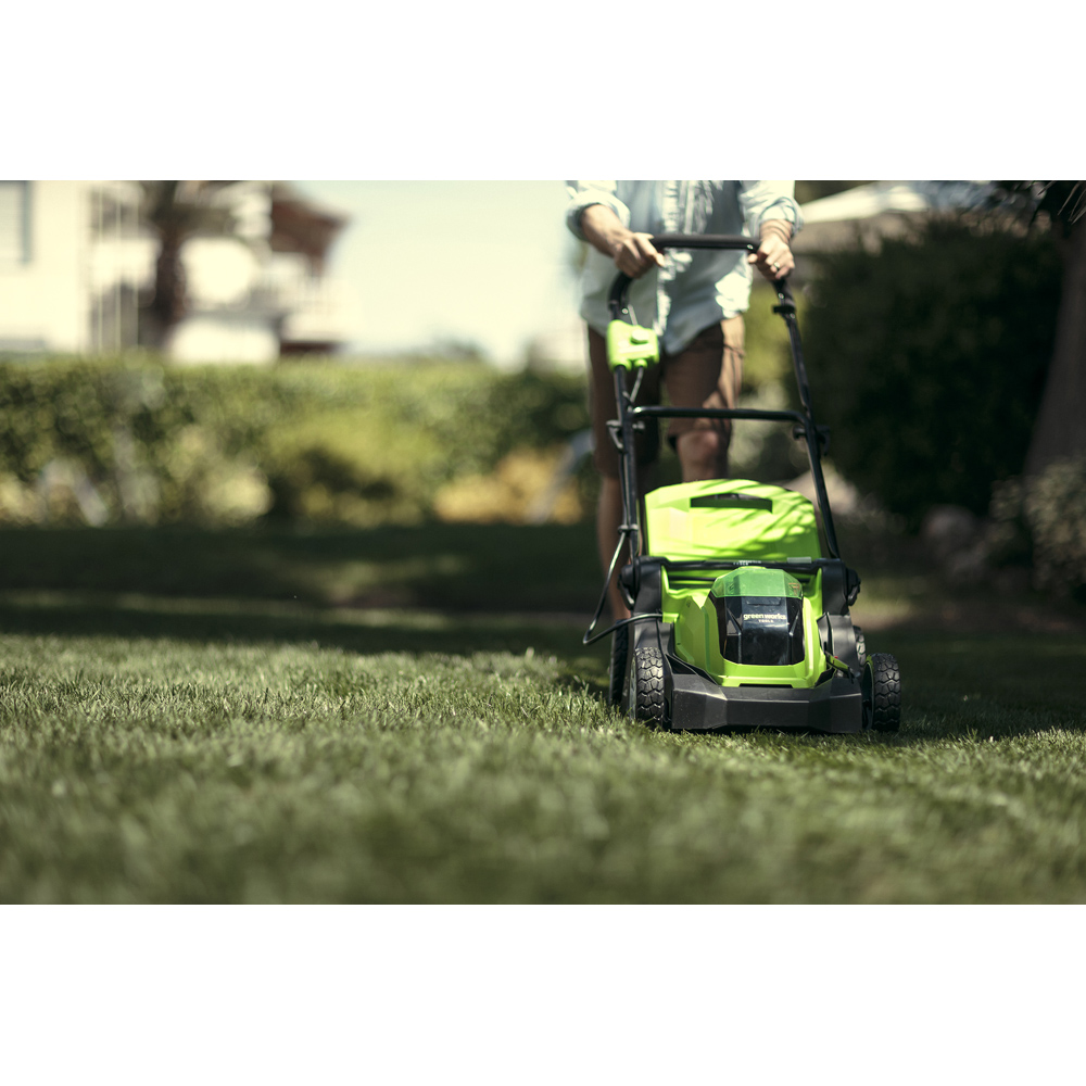 Greenworks GWG40LM41K2X 40V Hand Propelled 41cm Rotary Lawn Mower Image 8