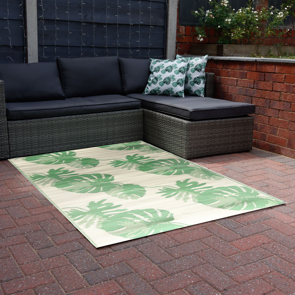 Streetwize Bali Palm Reversible Outdoor Rug 120 x 180cm Image 2