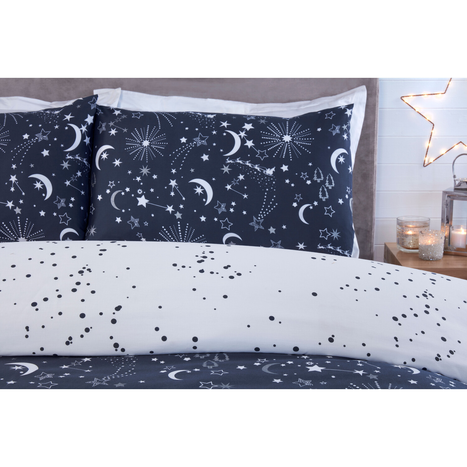 Christmas Night Sky Duvet Cover and Pillowcase Set - Navy / Single Image 4