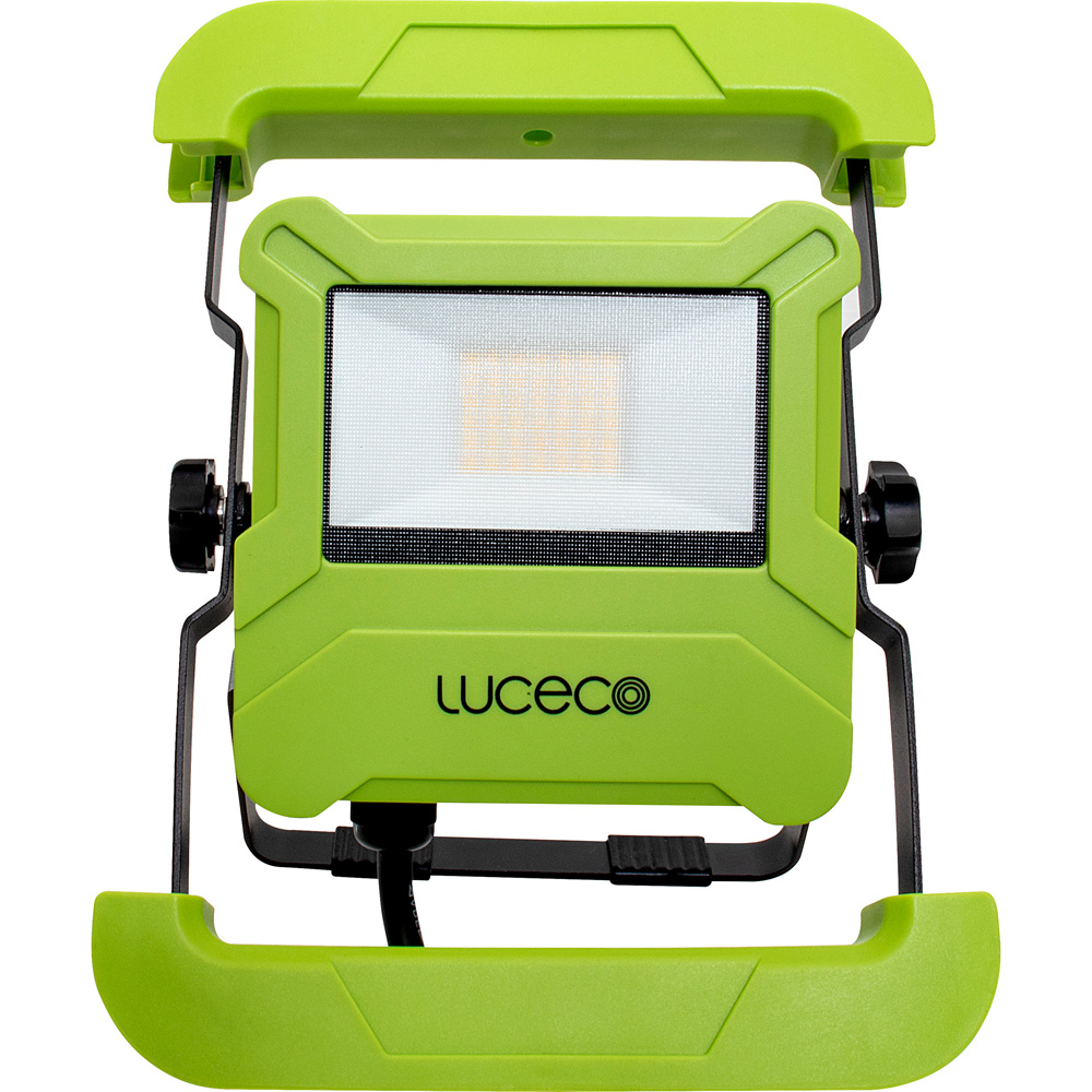 Luceco Foldable Compact Work Light with 13A Power Socket Image 4
