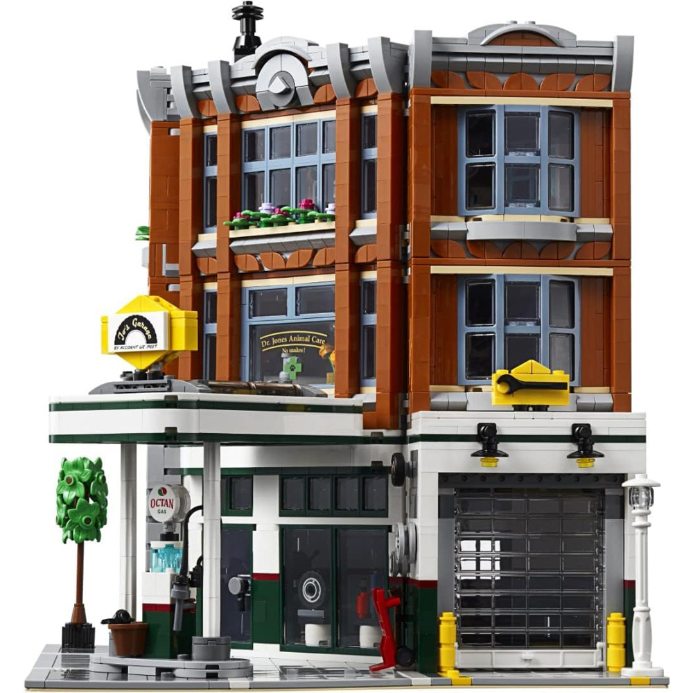 LEGO Creator 10264 Corner Garage Building Kit Image 4