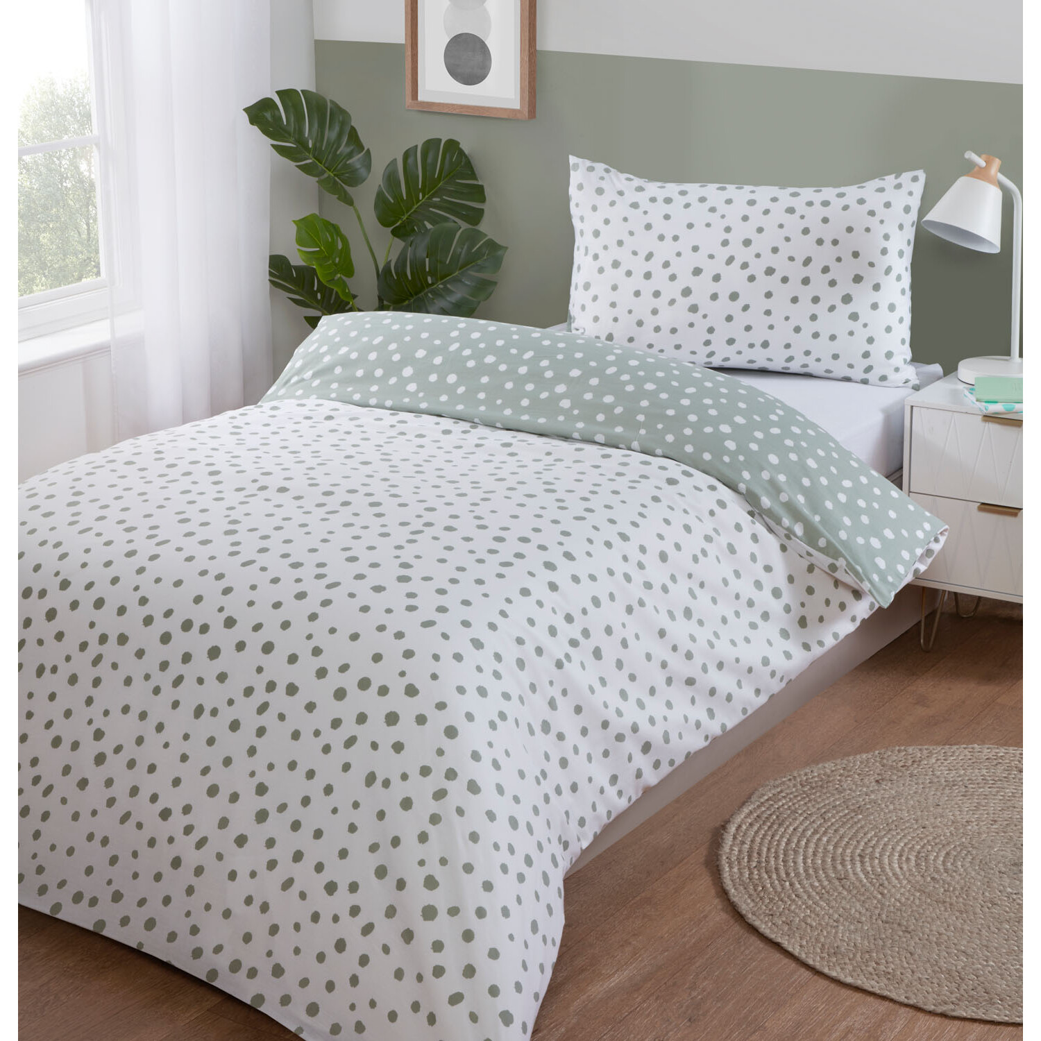 Dapple Spot Duvet Cover and Pillowcase Set - Green Image 3