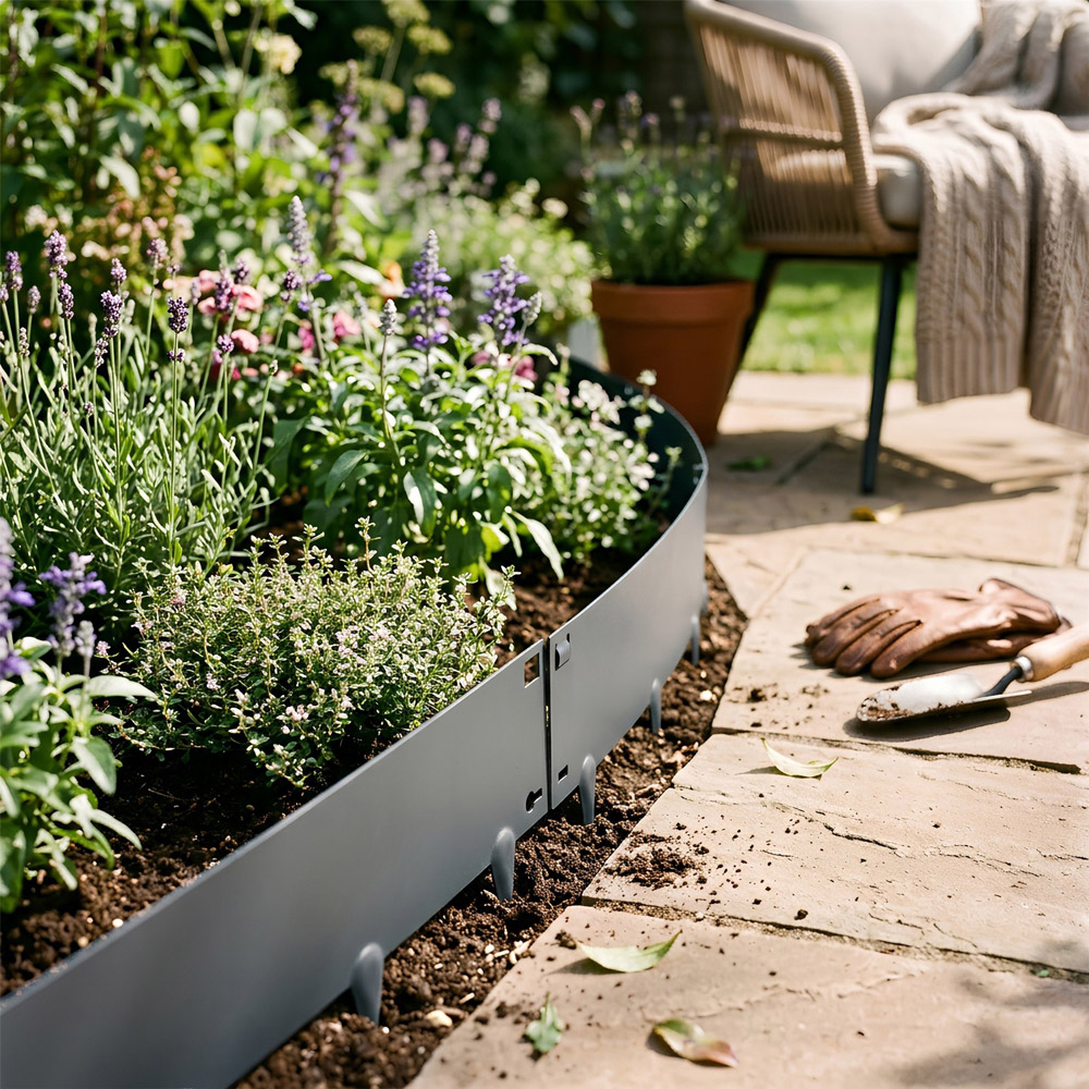 Harbour Housewares Anthracite Steel Lawn Edging 5m x 16cm 5 Pack Image 2