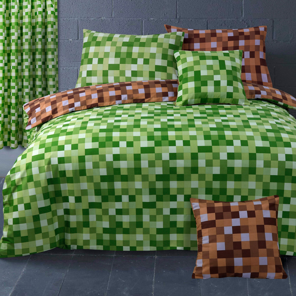 Velosso Single Green and Brown Pixel-Inspired Checkered Pattern Reversible Duvet Cover Set Image 1