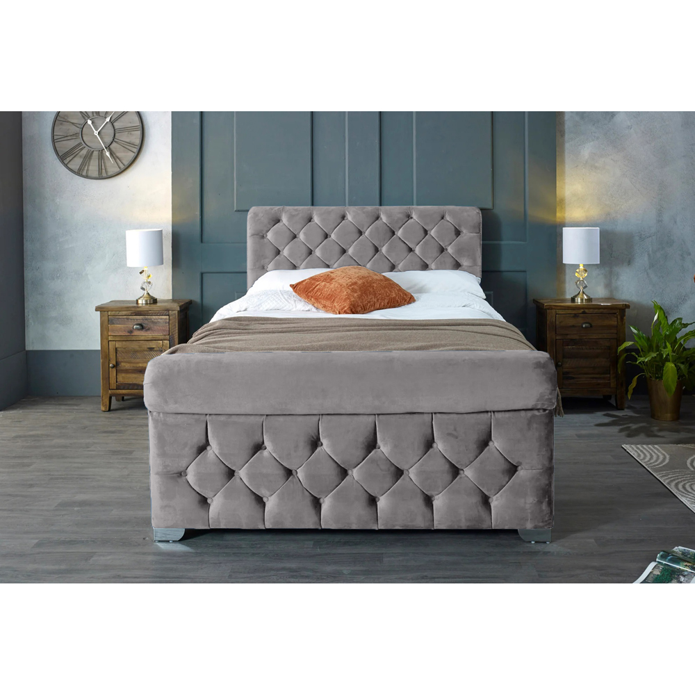 Eleganza Home Veneta Double Silver Plush Velvet Bed Frame with Chesterfield Headboard Image 6