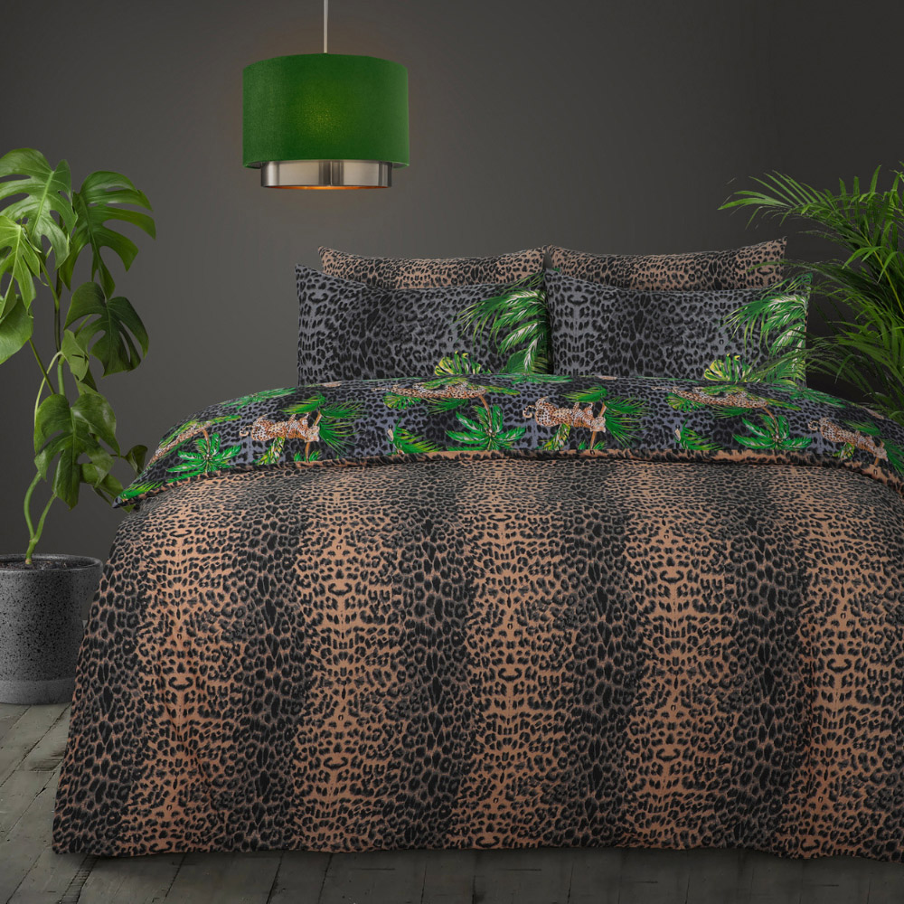 Velosso EasyCare Single Leopard Jungle Reversible Duvet Set Image 4