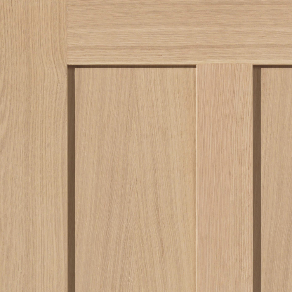 JB Kind Eiger Oak Veneered FD30 Unfinished Internal Door 1981 x 686mm Image 3