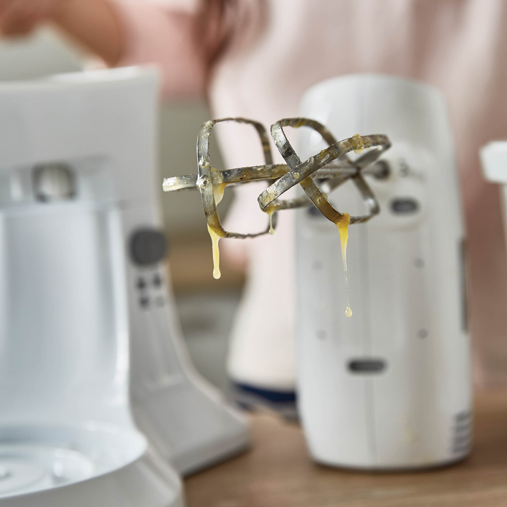 Kenwood HMP34.A0W Chefette Lite 3L Hand Mixer with Rotating Bowl Image 5