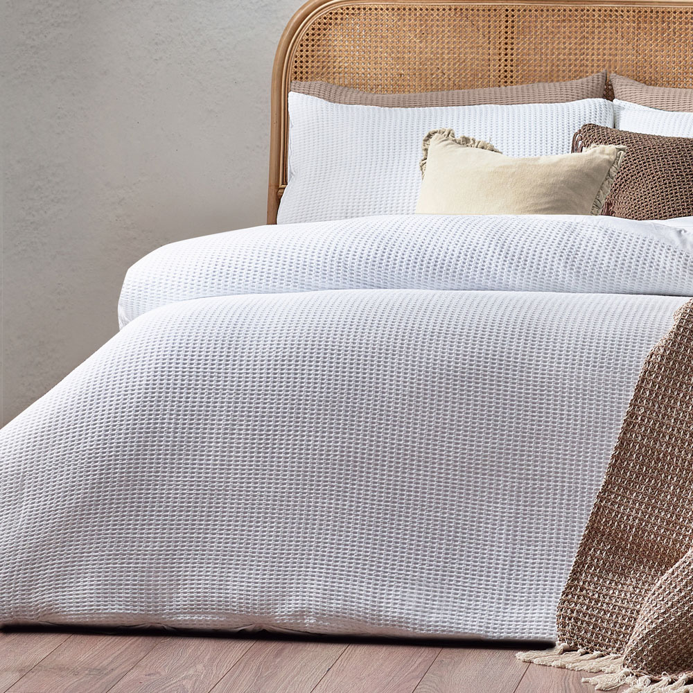 Yard King Size White Chunky Waffle Duvet Set Image 4