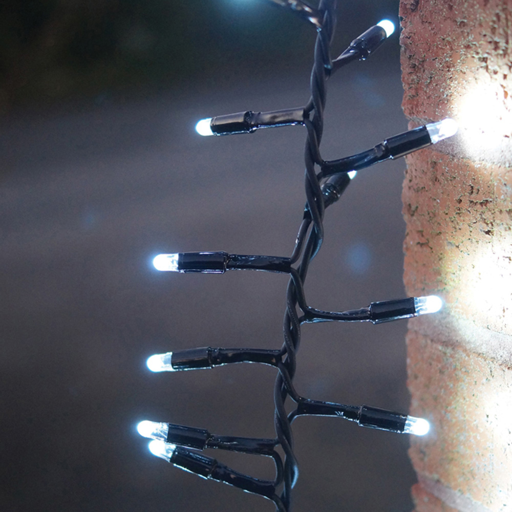 Eagle Connect 1250 Cool White LED Black Cluster Light 25m Image 4