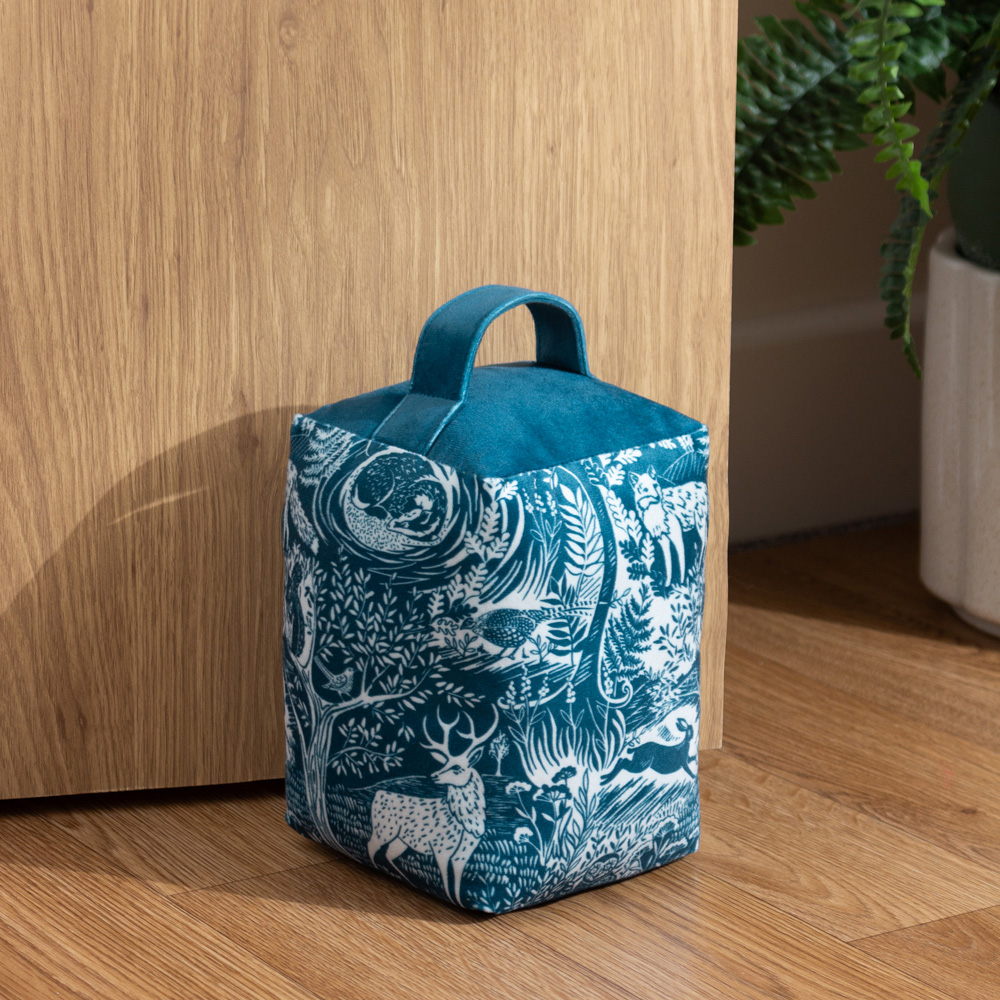 Furn Midnight Winter Woods Animal Reversible Door Stop Image 2