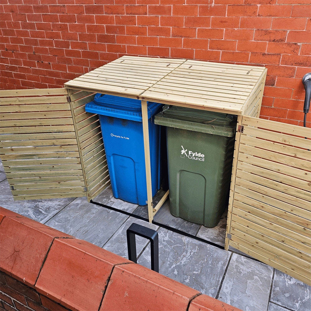 Samuel Alexander 134 x 122cm Large Wooden Double Wheelie Bin Shed Image 6