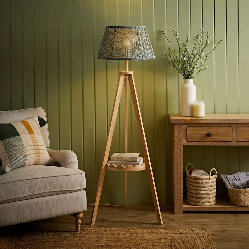ValueLights Morrigan Floral Pleated Shade Scallop Tripod Floor Lamp with Bulb Image 6