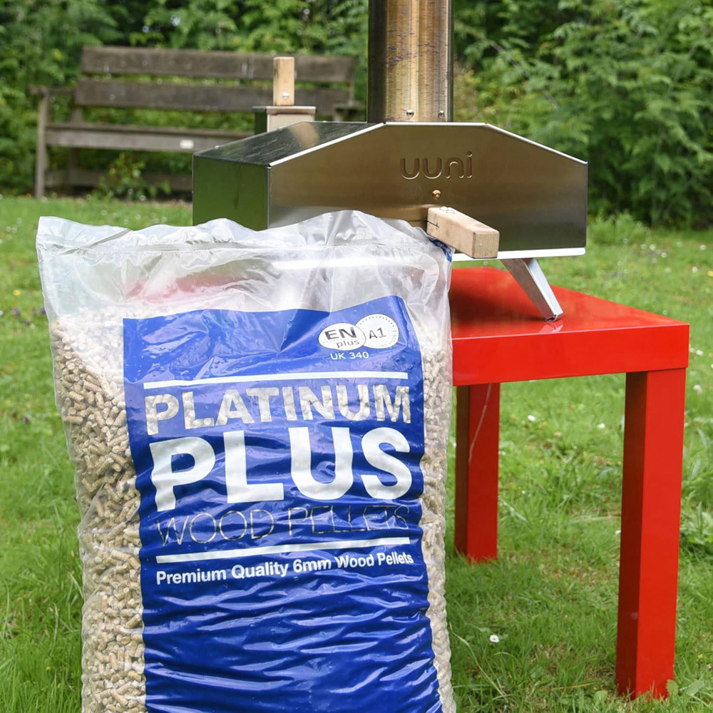 Platinum Plus Wood Pellets Bag 15 Kg Image 2