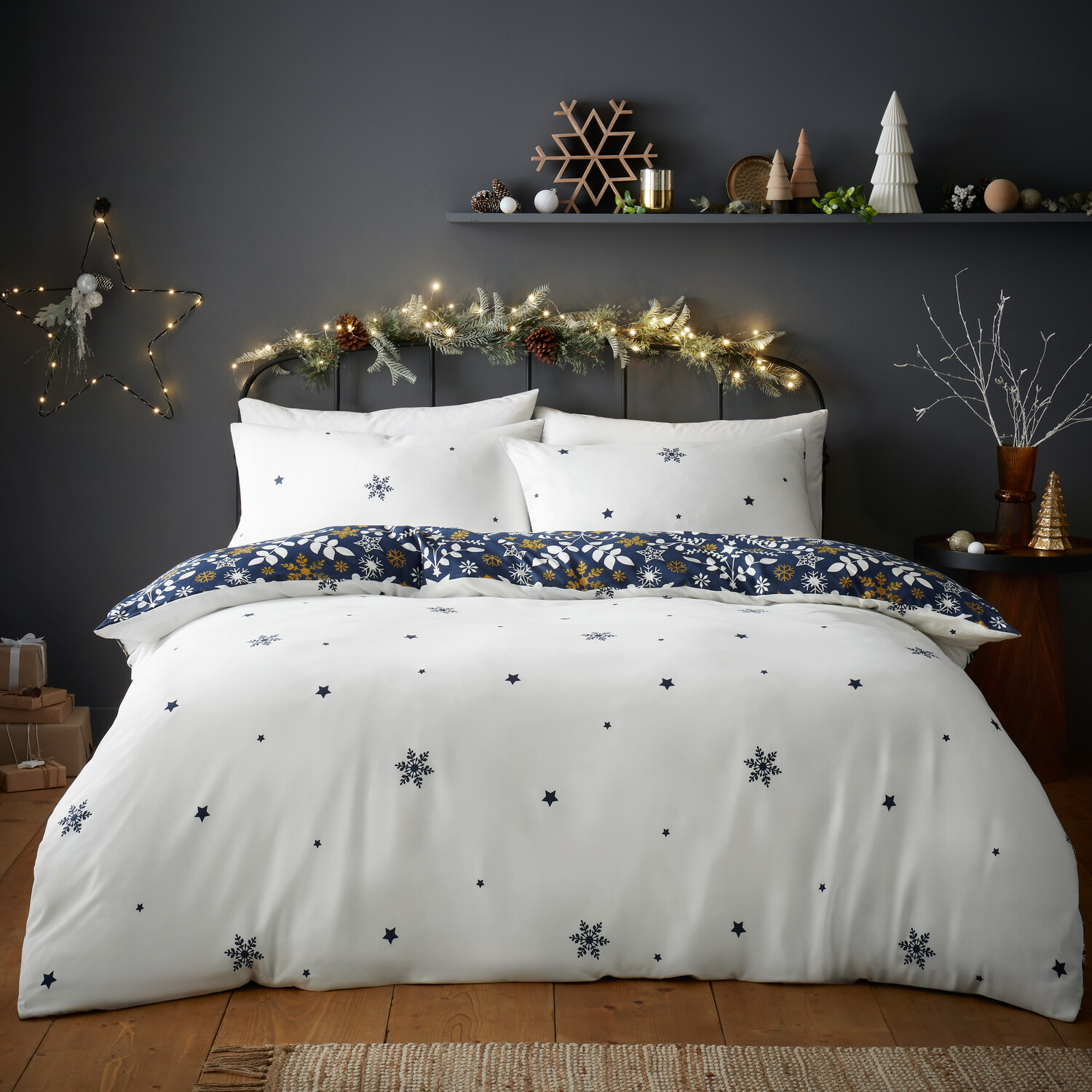 Nordic Christmas Duvet Set - Navy / Double Image 2