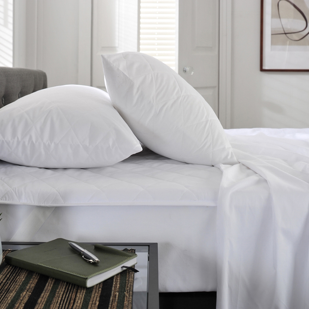 The Lyndon Company Single Polyester Quilted Mattress Protector Image 2
